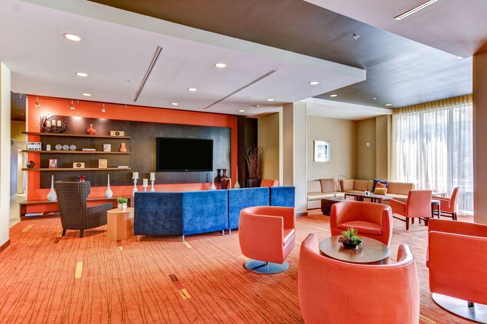 Courtyard By Marriott Bridgeport Clarksburg Hotel Exterior photo